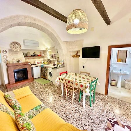 Trulli Fenice Martina Franca Bagian luar foto