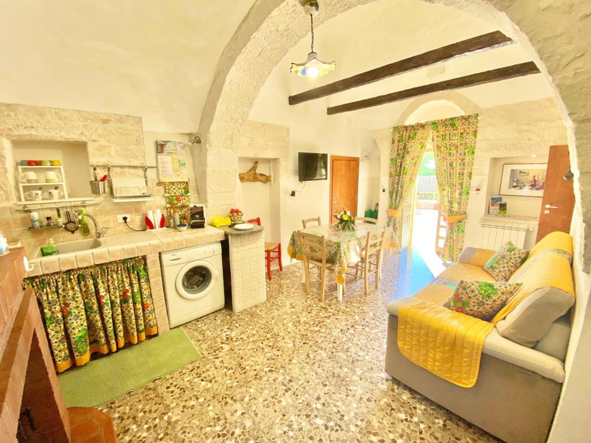 Trulli Fenice Martina Franca Bagian luar foto